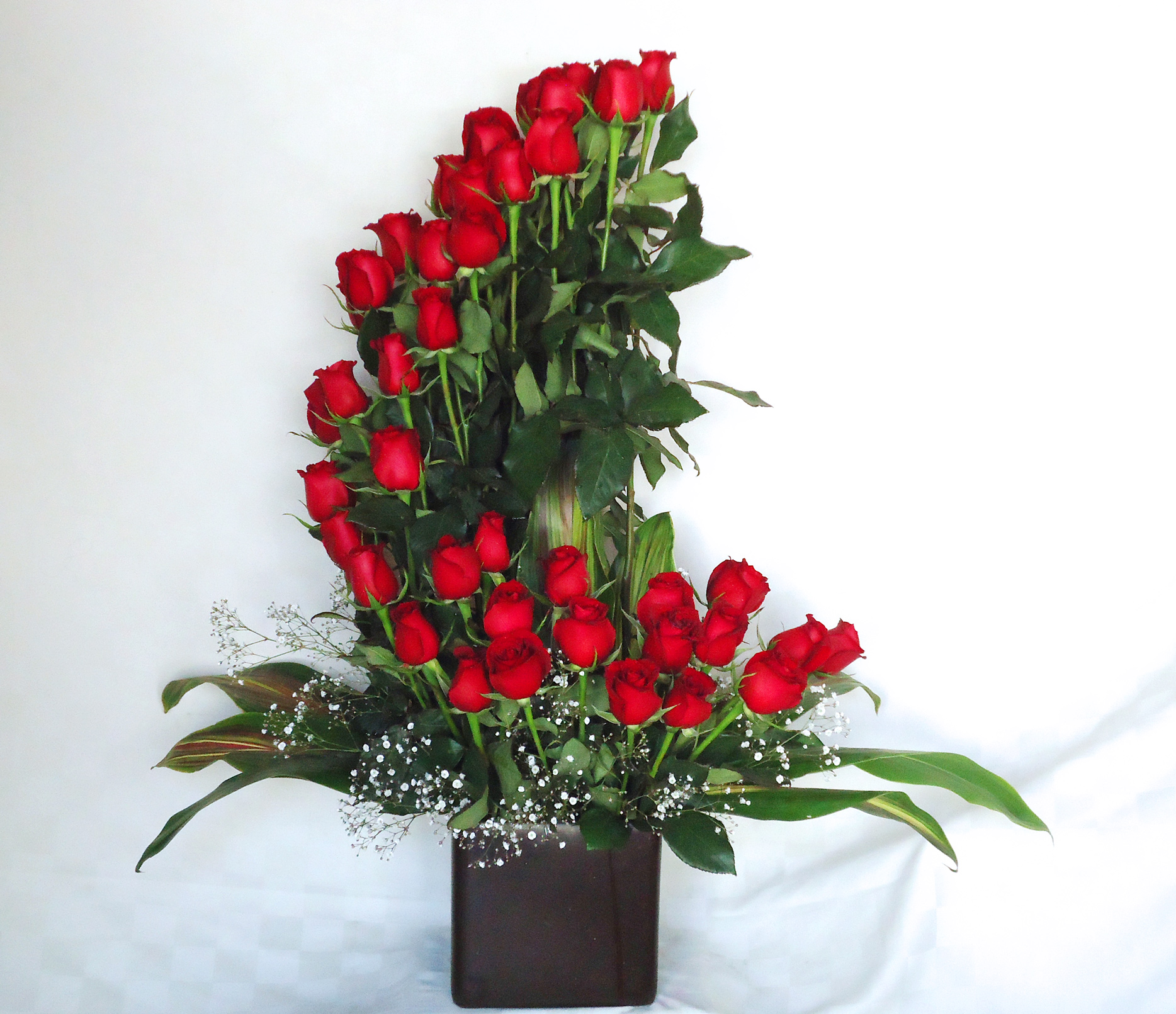 Rosas en base de ceramica